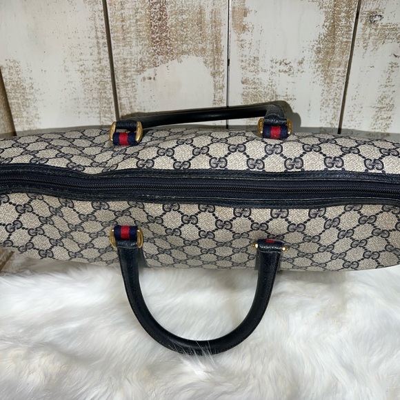 GUCCI GG monogram supreme Large Bag - Picture 8 of 16